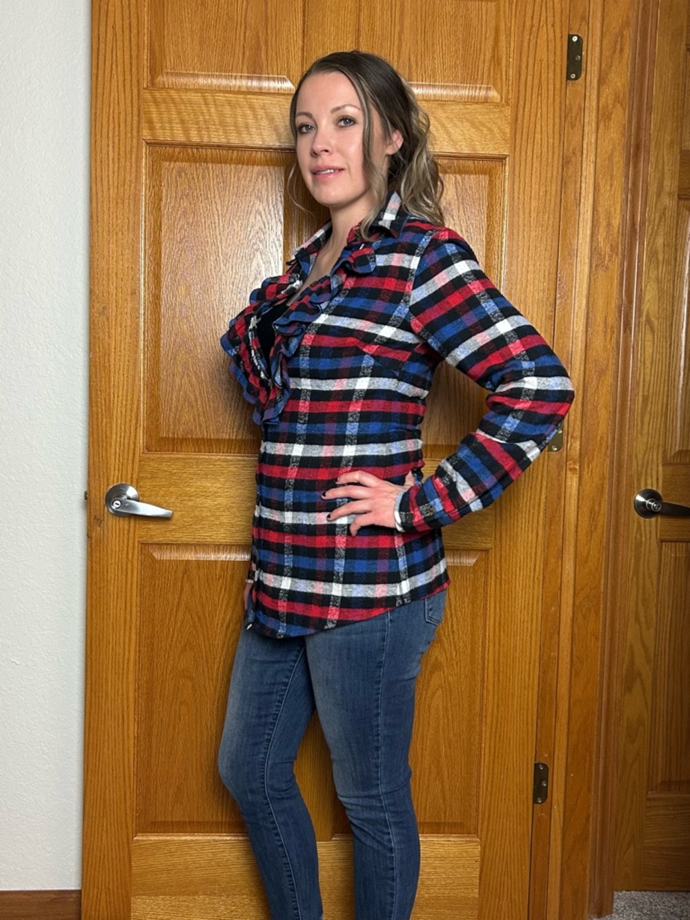 ❄️ Winter Closeout Sale – Feminine Ruffle Top | Medium